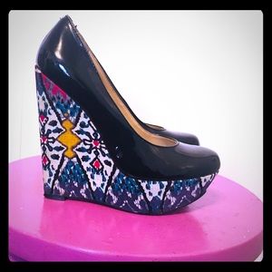 ALDO Patent Leather Platform Shoes Size 6